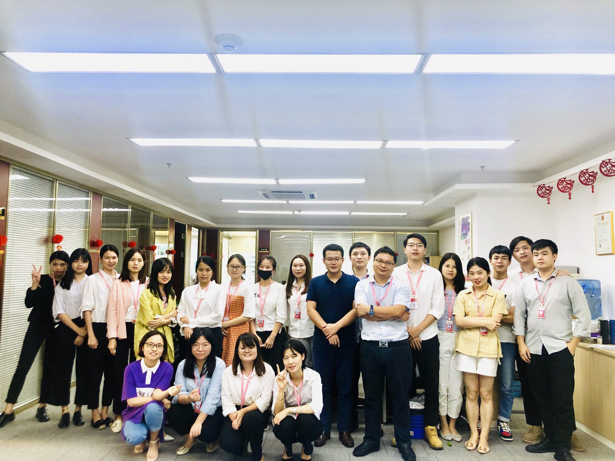 2019.10 万圣节主题活动，记录团队活动瞬间。